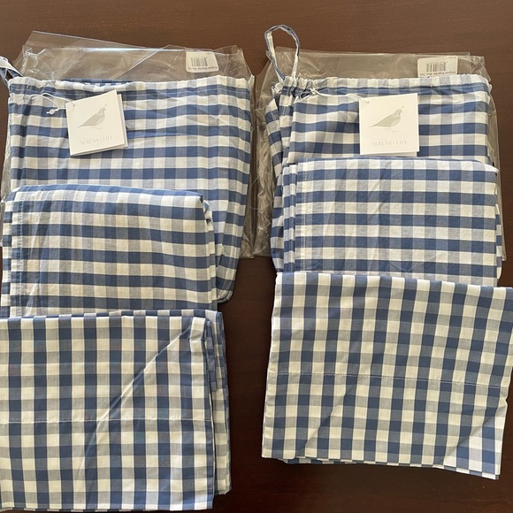 Serena & Lily Navy Gingham Twin Sheet Set, One sets available - Picture 3 of 5